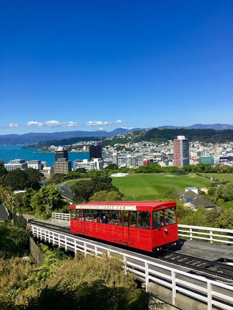Wellington New Zealand eSIM coverage for travelers with HelloRoam mobile data plans and fast internet