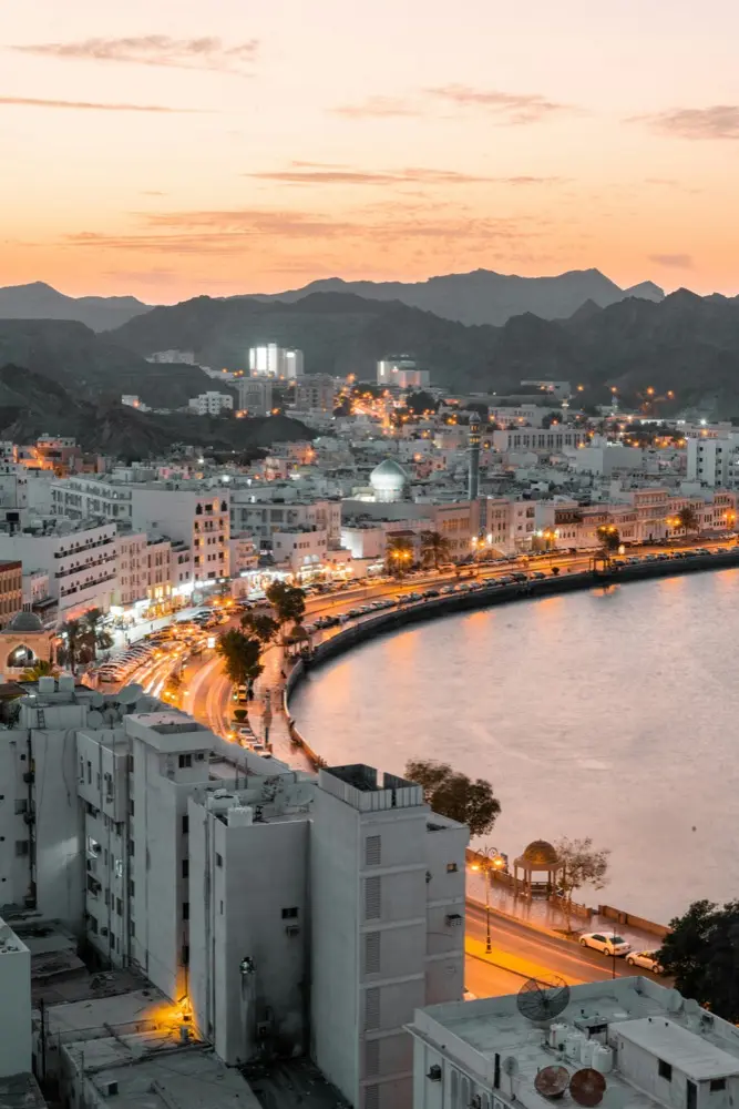 Muscat Oman mobile data coverage for travelers provided by HelloRoam eSIM service