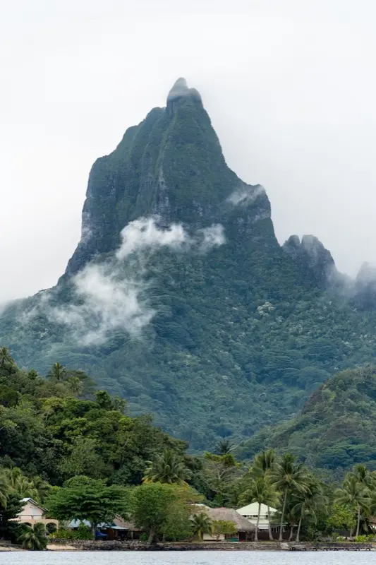 Mount Otemanu Bora Bora HelloRoam eSIM -yhteydellä matkan aikana
