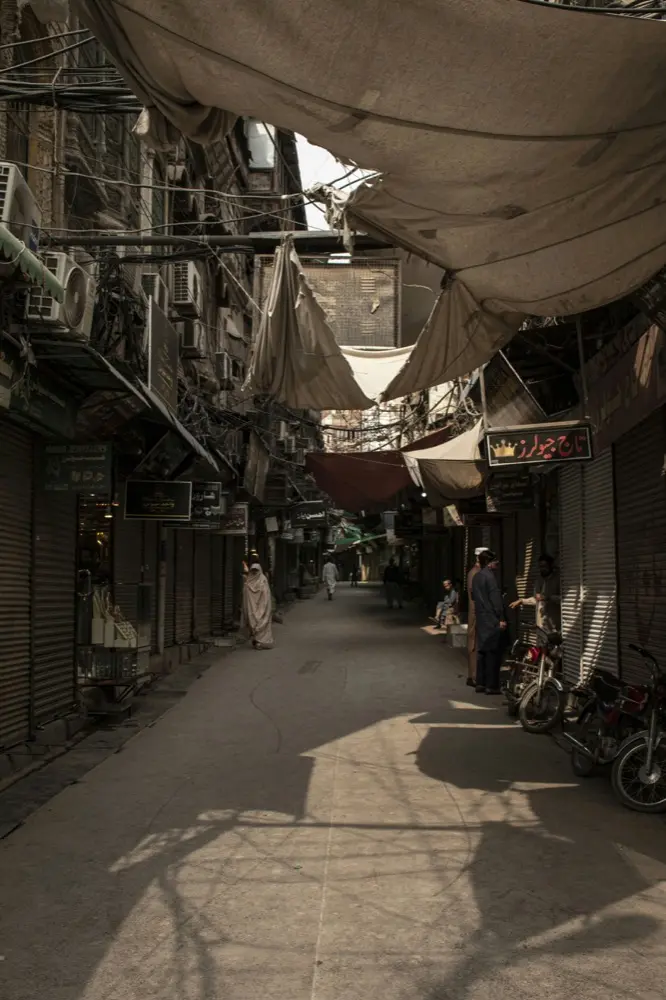 HelloRoam eSIM في Peshawar باكستان مع إنترنت موبايل للمسافرين