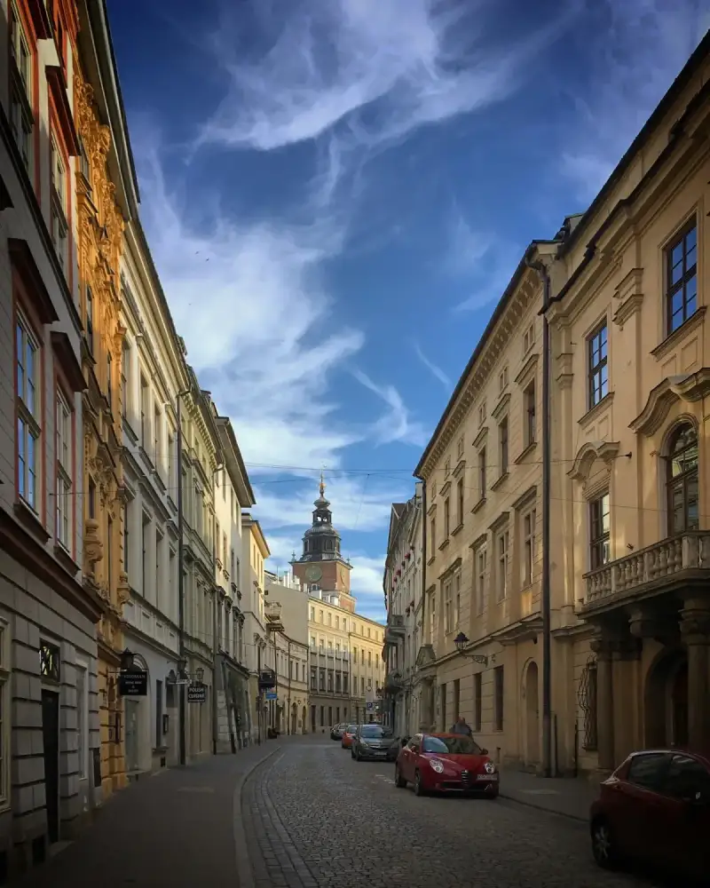 Polonia eSIM - planos de dados para viagem internacional