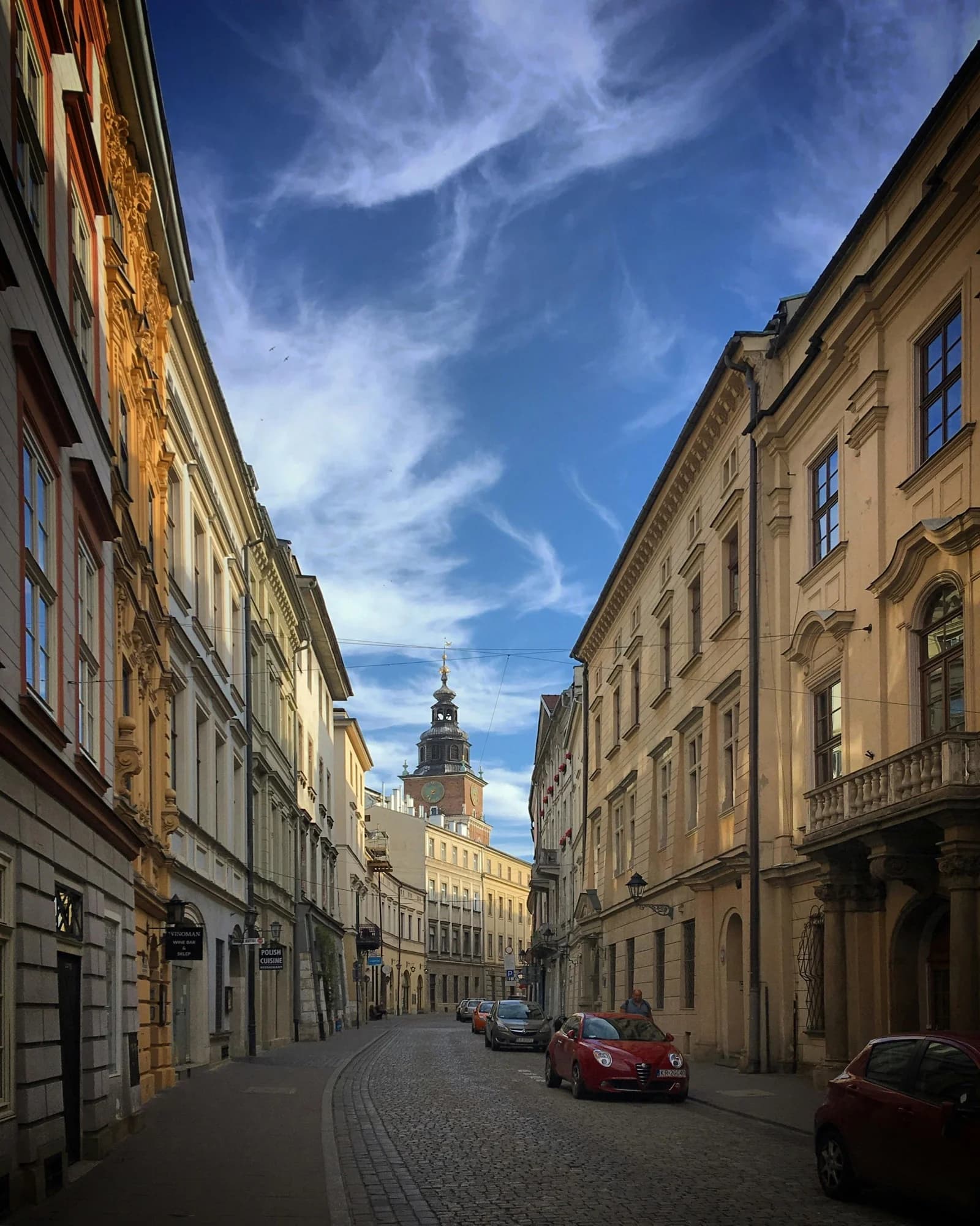 Polen eSIM with instant activation - international travel data plans - no extra fees - 5G mobile network