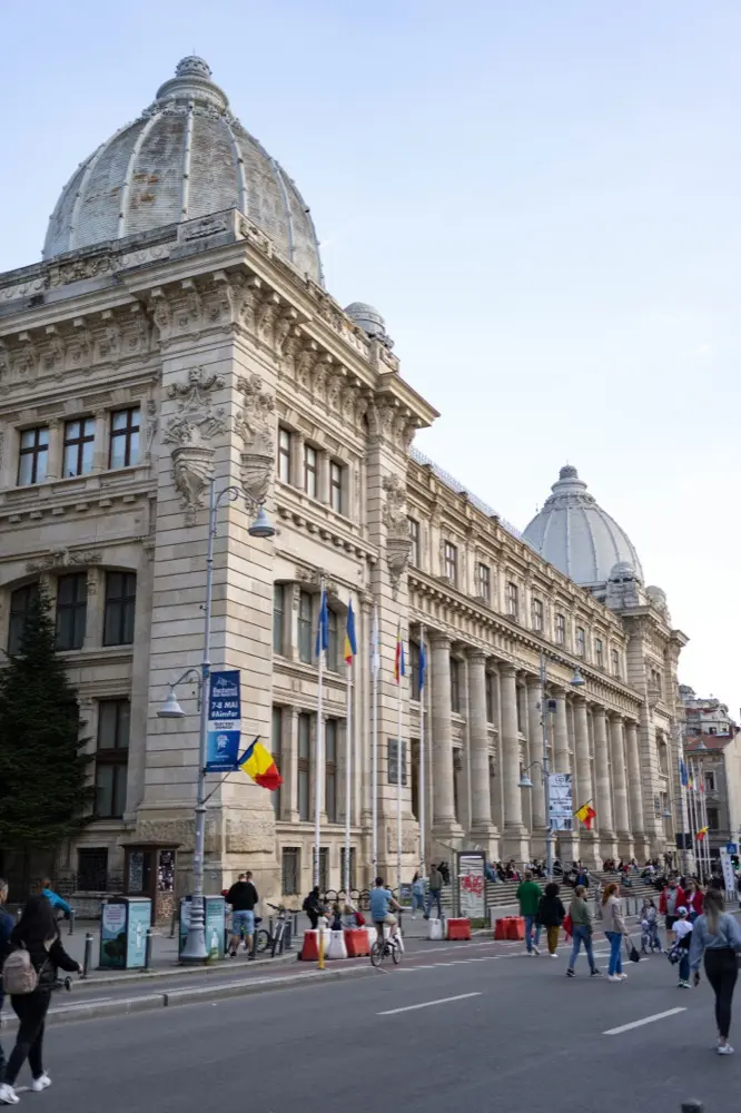 Gói eSIM HelloRoam cho Sector 3 tại Romania dữ liệu di động cho du khách
