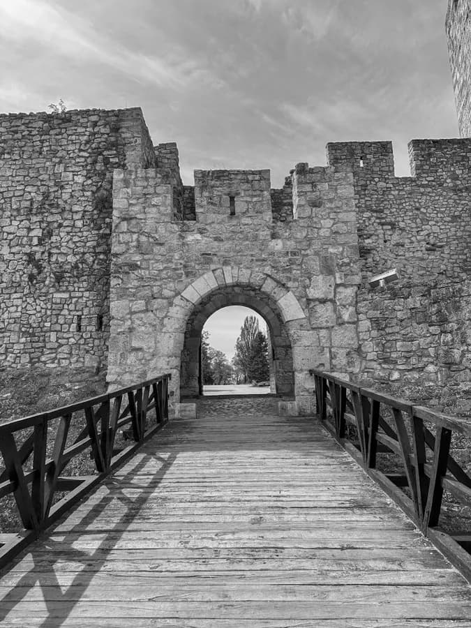 Plan eSIM para Belgrado, Serbia - cobertura 4G con Telenor en los Balcanes