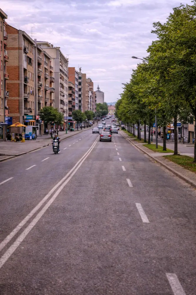 Plan de datos HelloRoam para viajeros en Kragujevac, Serbia con eSIM