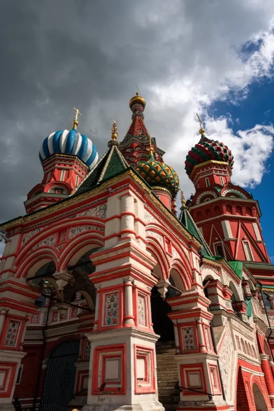 St Basils Cathedral Moscow in Moscow Russia with HelloRoam eSIM data plan connectivity