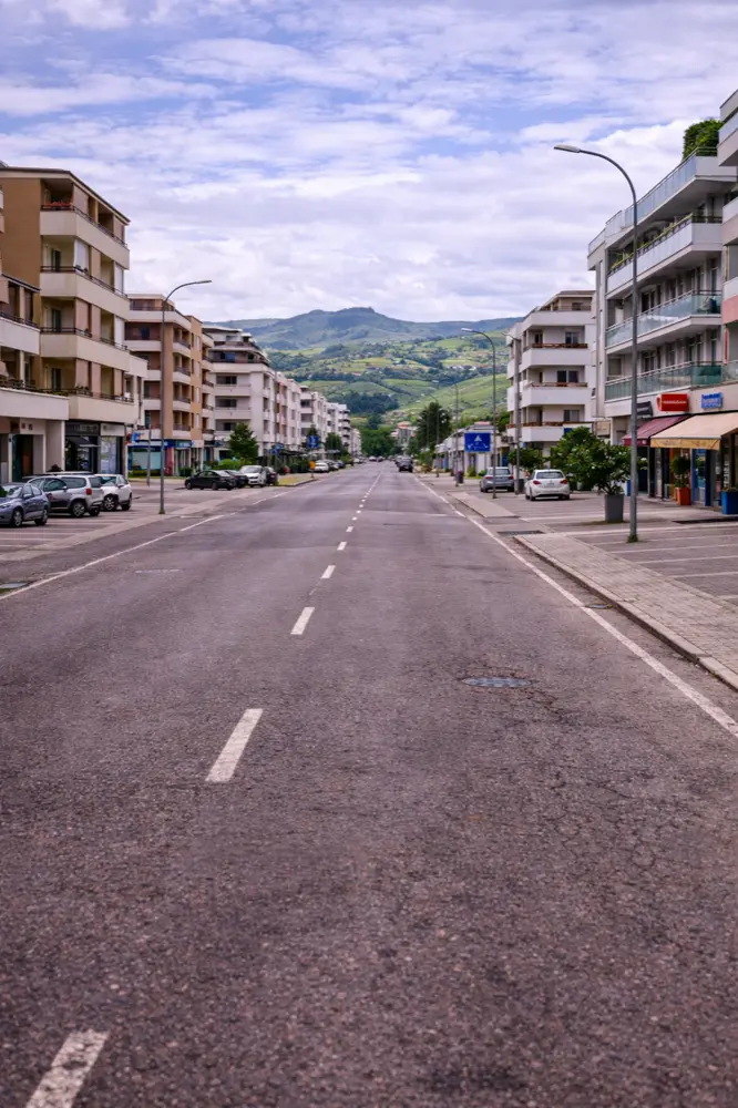 HelloRoam propose des données mobiles eSIM pour Serravalle en Saint-Marin avec couverture réseau fiable