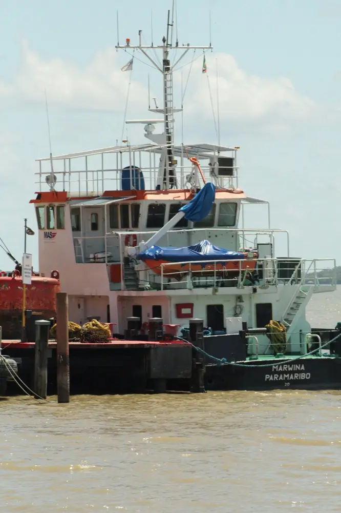 eSIM HelloRoam pour voyager à Paramaribo en Suriname avec données mobiles rapides et fiables