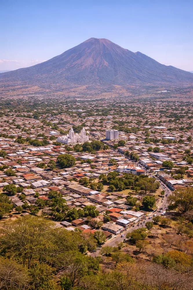 بسته داده موبایل HelloRoam eSIM برای San Miguel در El Salvador