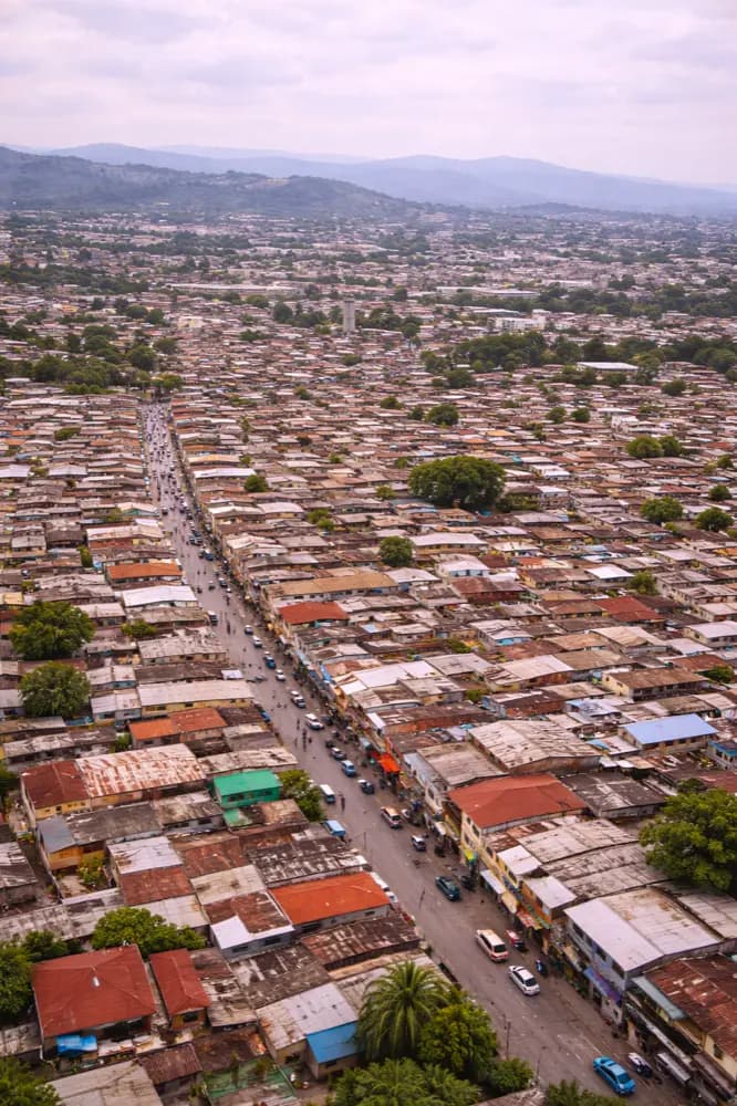 Plan data mobile HelloRoam pour voyager à Soyapango en Salvador avec couverture eSIM fiable