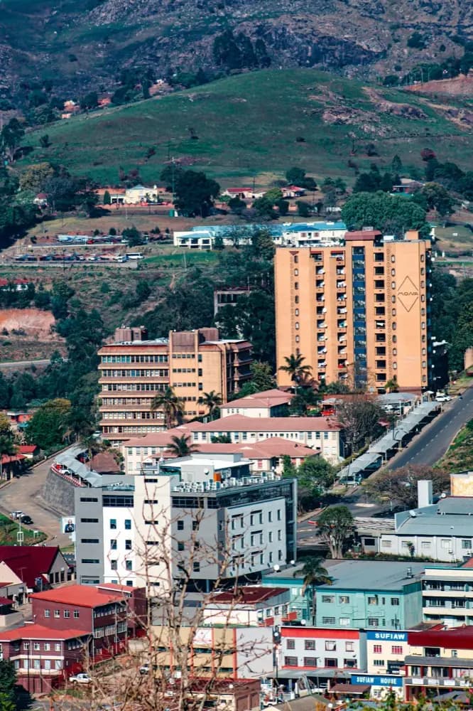 HelloRoam propose des données mobiles eSIM pour Mbabane en Eswatini avec couverture réseau fiable