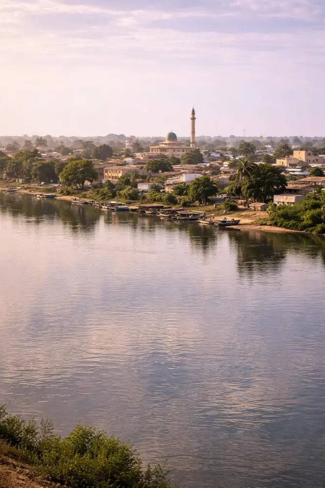 HelloRoam eSIM في Ndjamena تشاد مع إنترنت موبايل للمسافرين