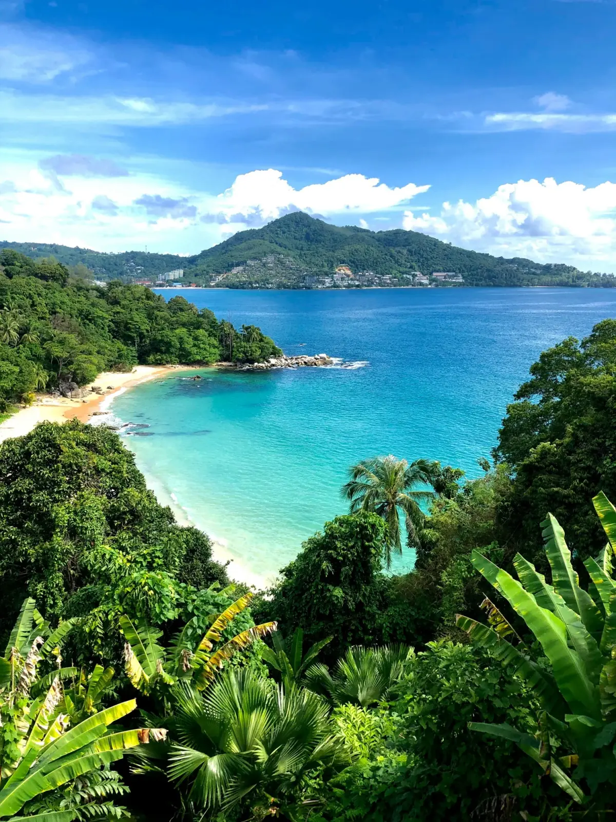 Plano eSIM Phuket com rede AIS 5G - dados para viagem internacional a partir de $3.35/dia - sem tarifas de roaming