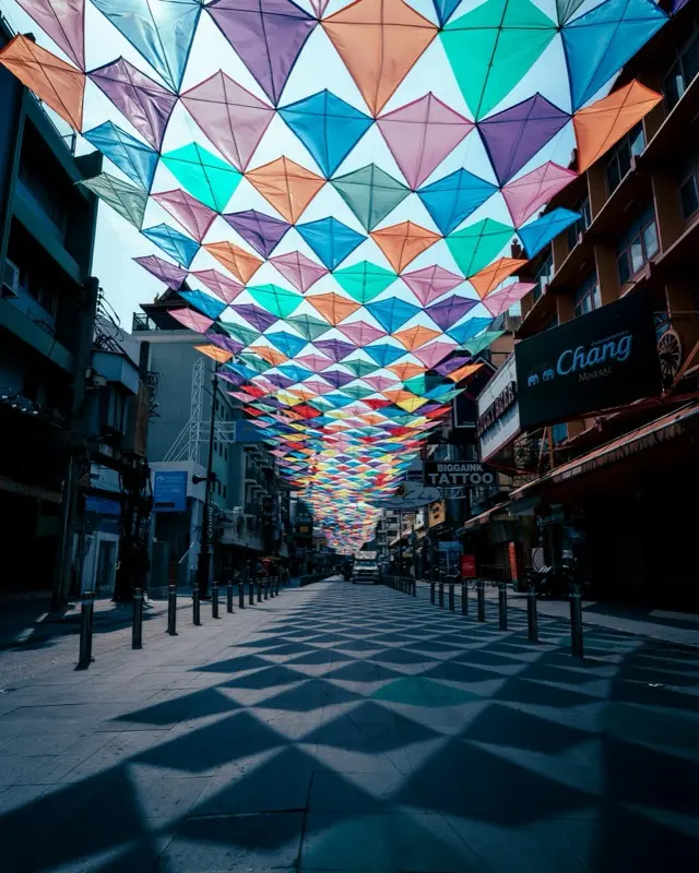 Khao San Road in Bangkok Thailand with HelloRoam eSIM data plan connectivity while traveling