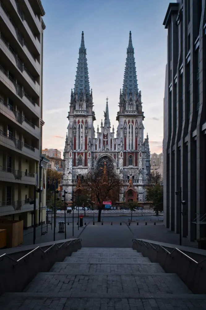 HelloRoam eSIM podatkovni načrt za Kyiv, Ukrajina za popotnike