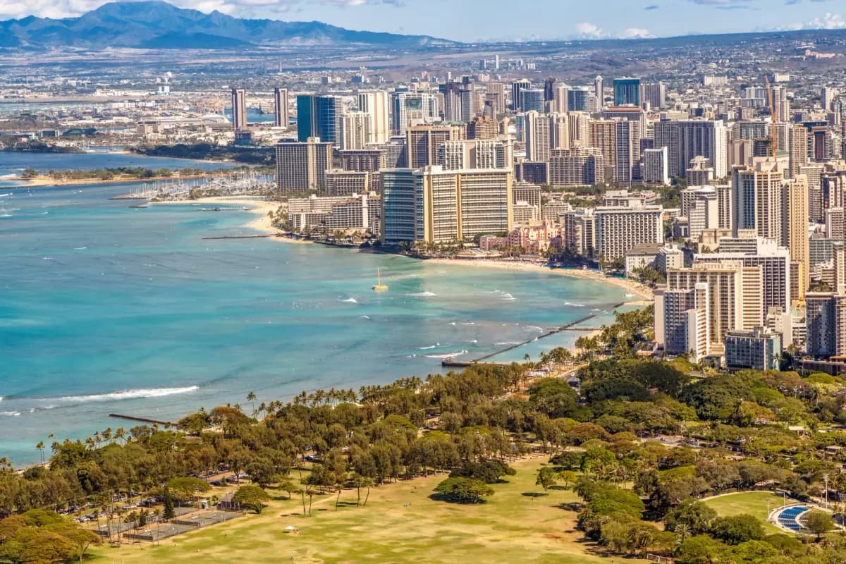 Plano eSIM Honolulu com rede T-Mobile 5G - dados para viagem internacional a partir de $3.35/dia - sem tarifas de roaming