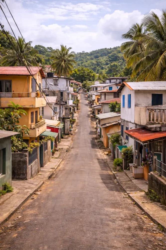 HelloRoam eSIM voor Kaoueni Mayotte met mobiel internet voor reizigers