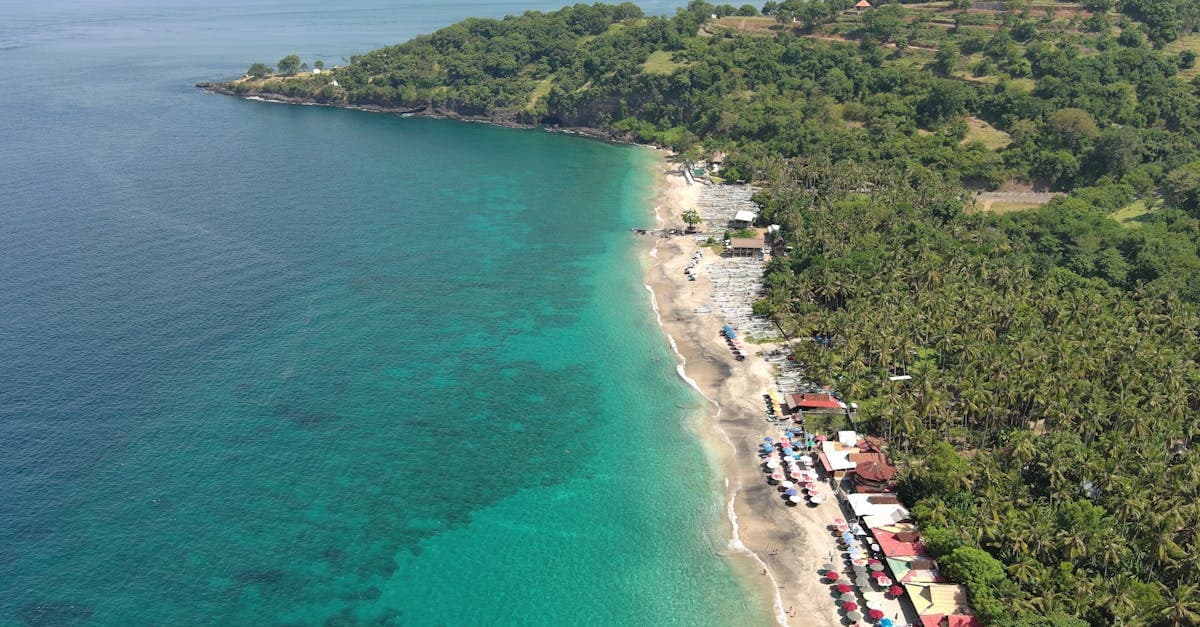 Bali Hava Durumu: Türk Gezginler İçin Aylık Rehber (2026) - eSIM and international travel guide by HelloRoam