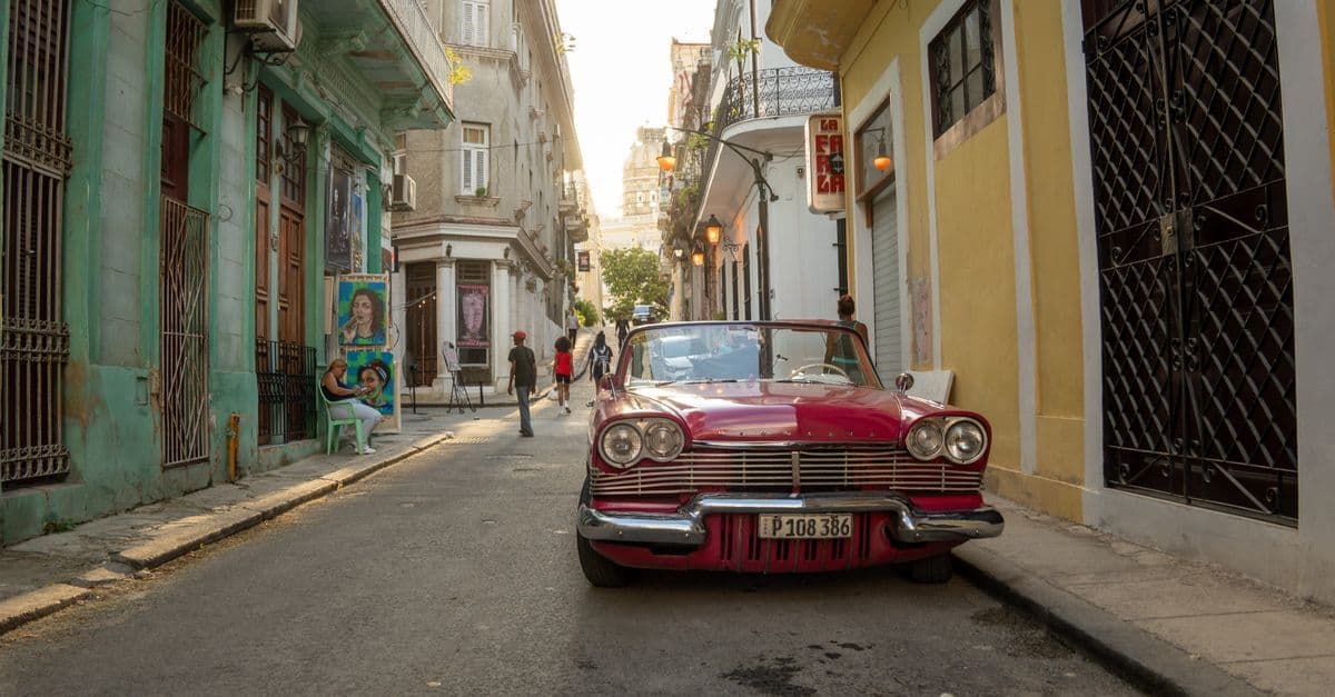 Can US Citizens Travel to Cuba? The 12 Legal Categories, Visa and Entry Steps - travel guide and eSIM advice by HelloRoam