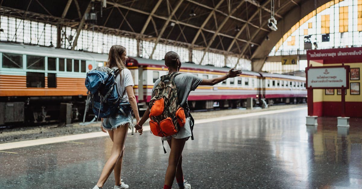 Backpack Travel in India: the Complete 2026 Beginner Guide - eSIM travel guide by HelloRoam