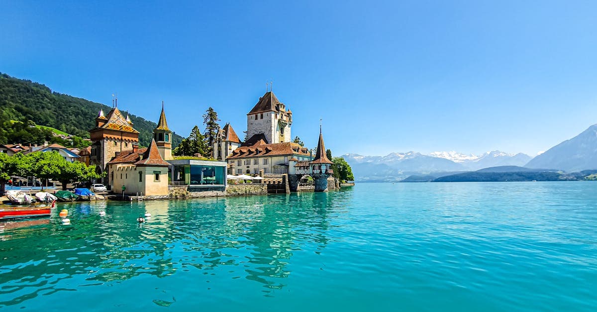 Coop Travel: Ratgeber für Schweizer Reisende 2026 - eSIM- und internationale Reiseanleitung von HelloRoam