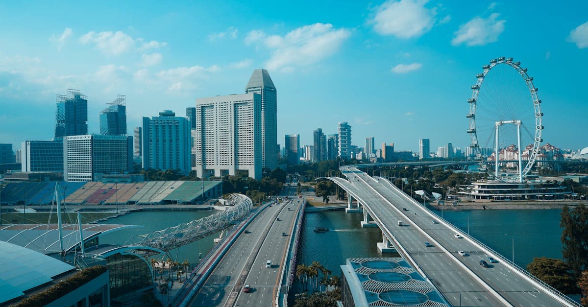 Aerial view of Helix Bridge, Marina Bay, and Singapore Flyer showcasing the city's 5G mobile coverage