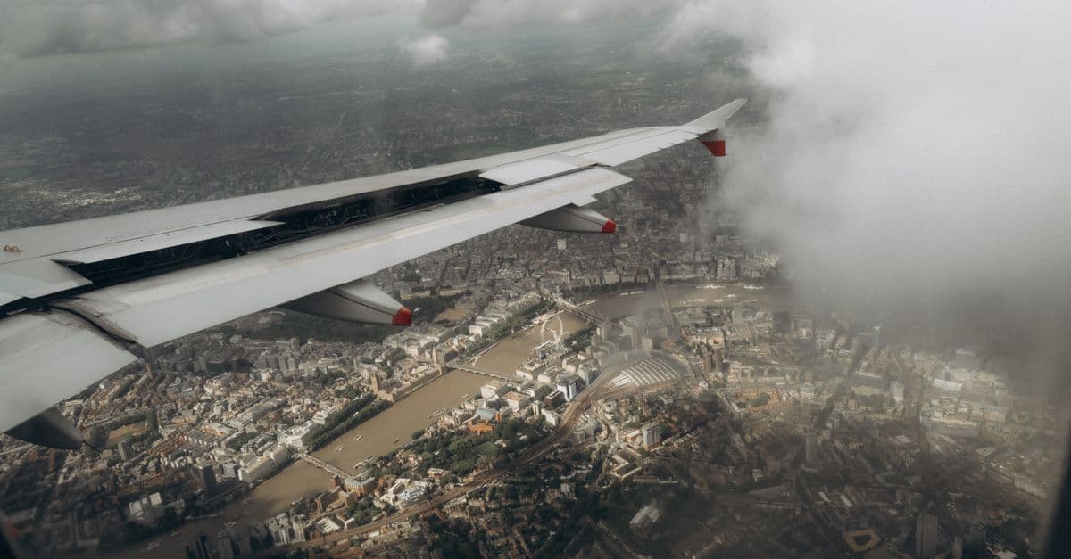 Sydney to London Flights: the Complete Australian Guide for 2026 - eSIM travel guide by HelloRoam