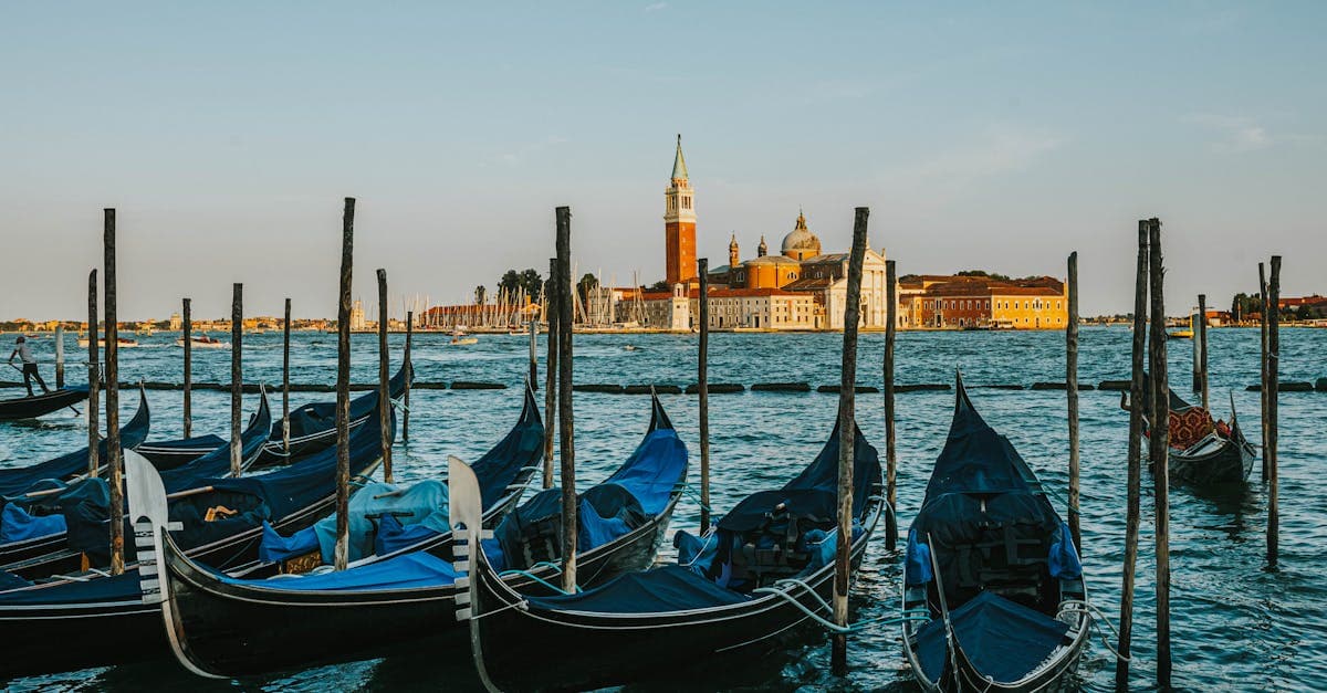 Mete Economiche Europa 2026: le Destinazioni che Valgono Ancora (Guida Completa) - eSIM and international travel guide by HelloRoam