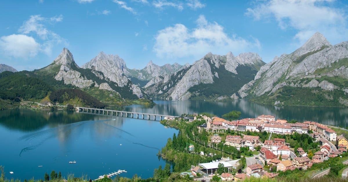 Destinos baratos en Europa 2026: guía completa con precios reales - eSIM travel guide by HelloRoam