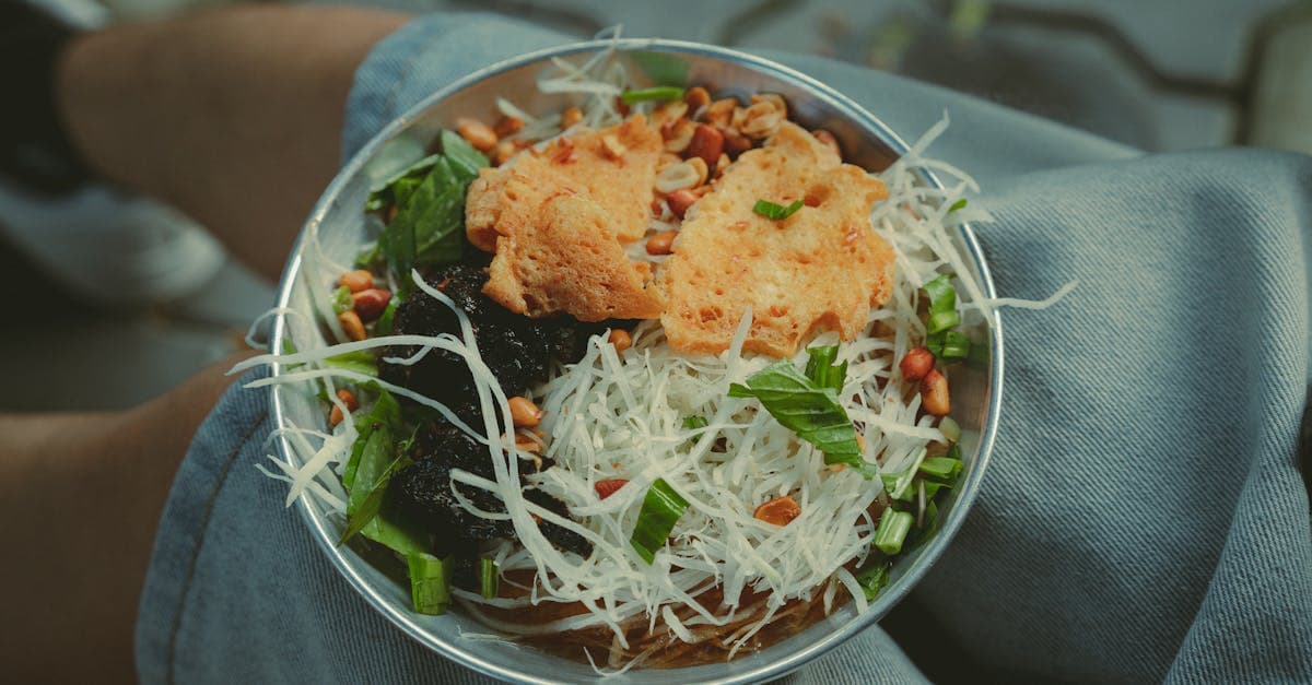 Fresh and colourful Vietnamese salad featuring seasonal ingredients at a Ho Chi Minh City eatery
