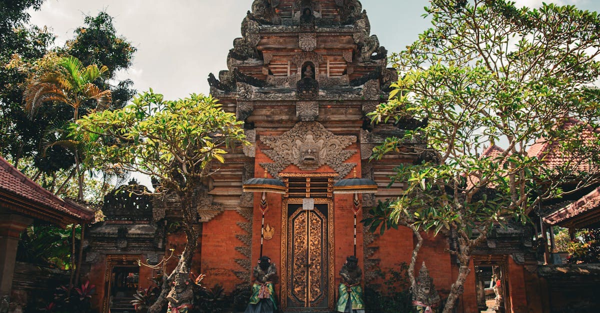 Explore the intricate architecture of Ubud Palace, a cultural landmark in Bali, Indonesia.