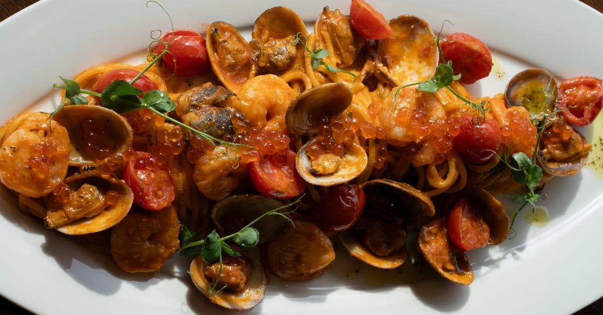 イタリアの食べ物ガイド 2026:地域別の定番料理と旅行実用情報 記事サムネイル