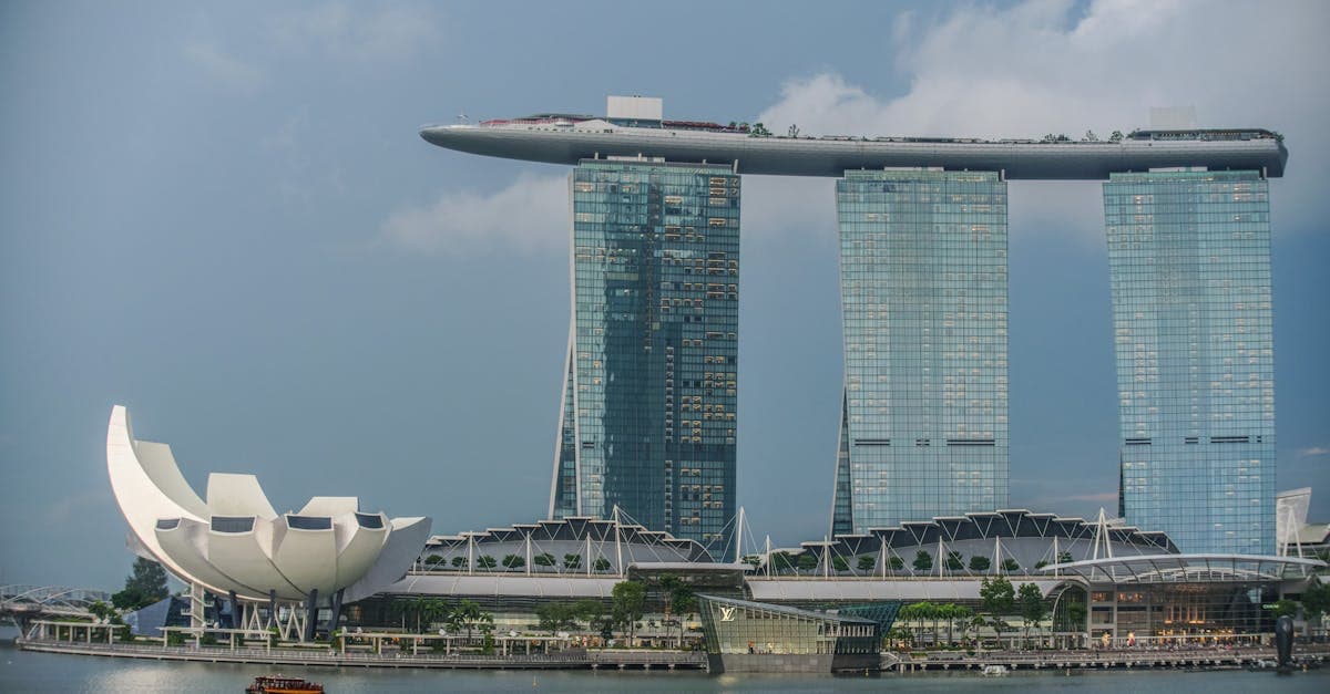 Marina Bay Cruise Centre 周邊的濱海灣金沙與藝術科學博物館,出發當天推薦遊覽景點