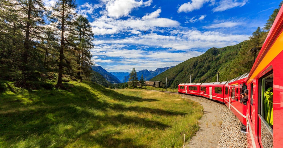 12 Travel Schweiz: Reiseziele, Buchung und Konnektivität für Auslandsreisende - eSIM- und internationale Reiseanleitung von HelloRoam