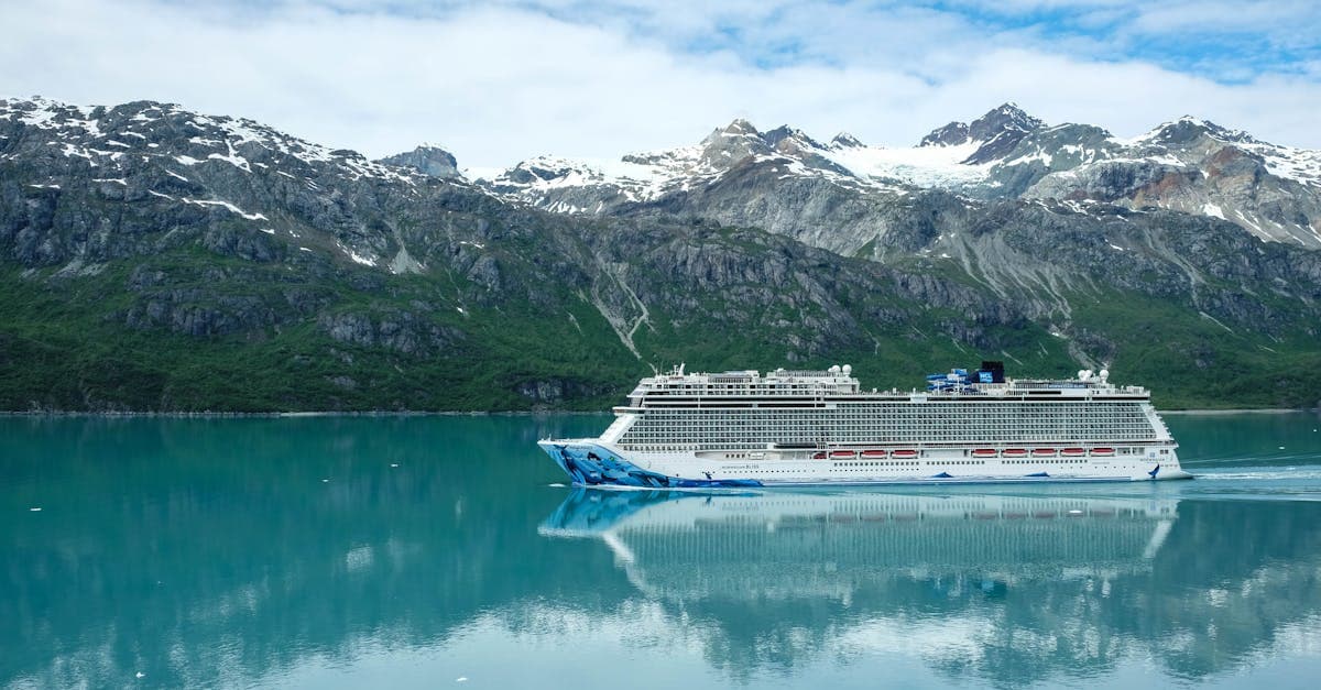 Croisière en Alaska depuis Vancouver : Guide Complet 2026 - eSIM and international travel guide by HelloRoam