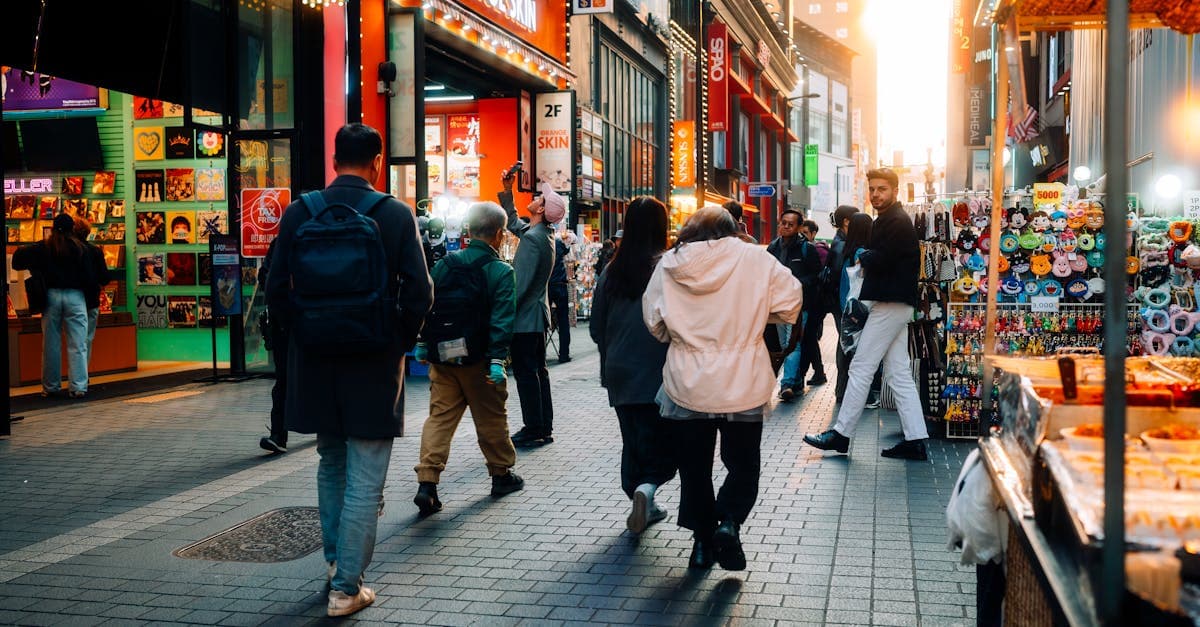 명동 쇼핑거리 완전 가이드: 위치, 브랜드, 쇼핑 팁 2026 - eSIM and international travel guide by HelloRoam