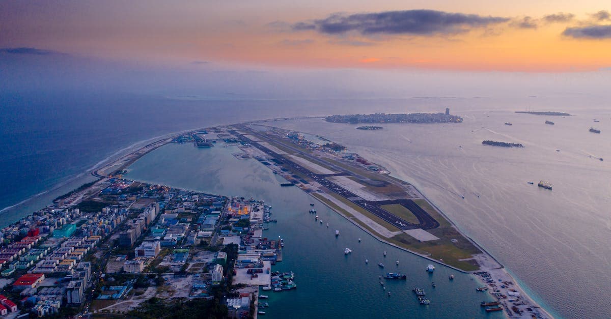 Rhodos Flughafen 2026: Transfer, WLAN und Tipps für die Ankunft - eSIM travel guide by HelloRoam