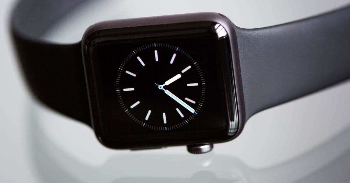 Elegante schwarze Samsung Watch mit minimalistischem Zifferblatt – das neueste Modell im Überblick