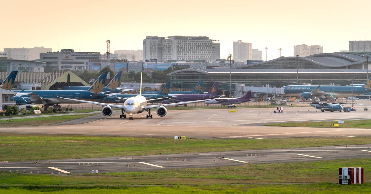 Sân bay Don Mueang (DMK): Hướng dẫn toàn diện cho du khách Việt 2026 - eSIM travel guide by HelloRoam