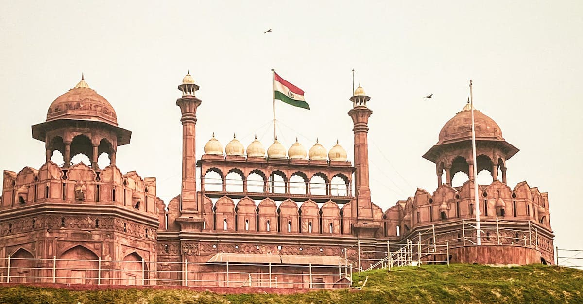 Red Fort's Mughal sandstone architecture in New Delhi, a top reason Canadians book toronto to delhi flights
