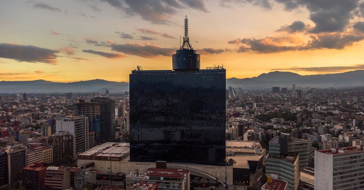 Vista aérea de la Ciudad de México al atardecer, desde donde ver los Premios Lo Nuestro 2026 en vivo