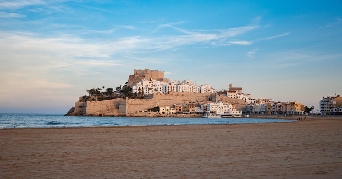 Flights to Ibiza From the UK: Airlines, Routes and Best Times to Book - article thumbnail