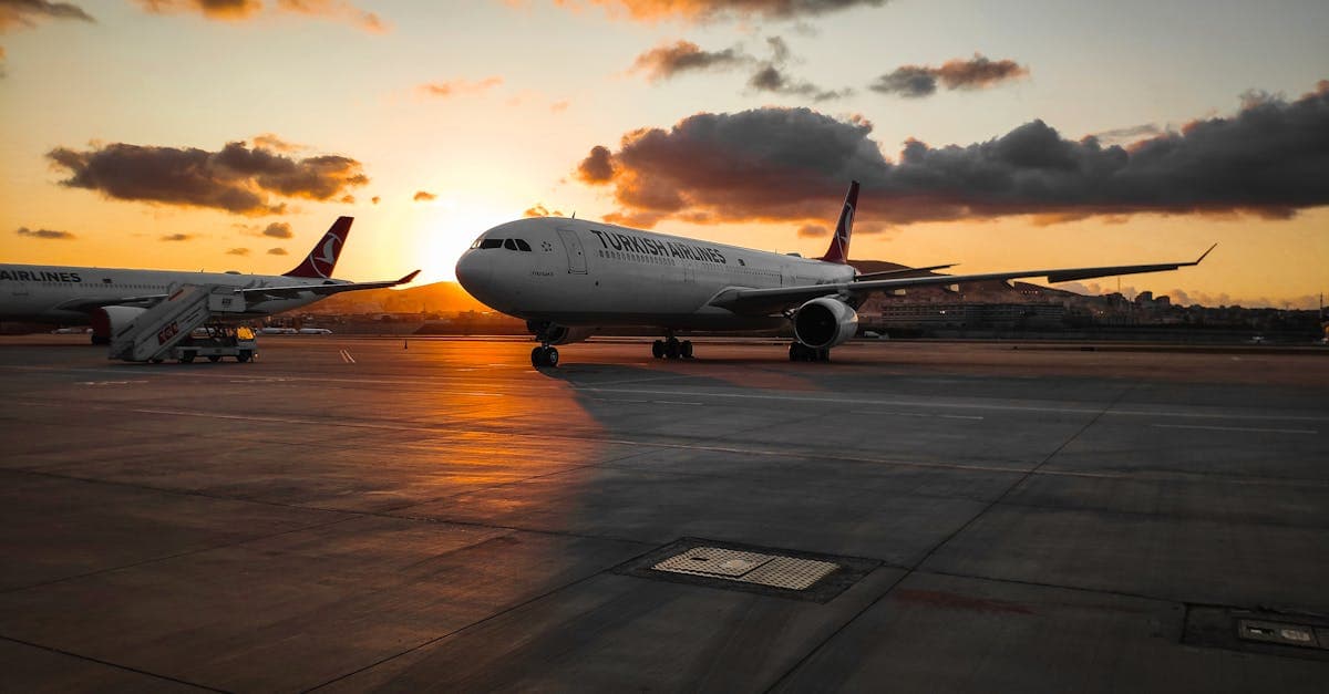 Roaming Ne Demek? Yurt Dışında Veri Dolaşımı Rehberi 2026 - eSIM travel guide by HelloRoam