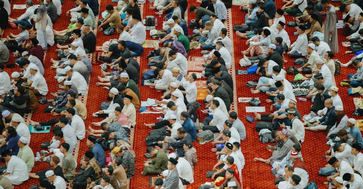 Reunión masiva de musulmanes en la mezquita Istiqlal de Yakarta durante el Eid al Fitr 2026