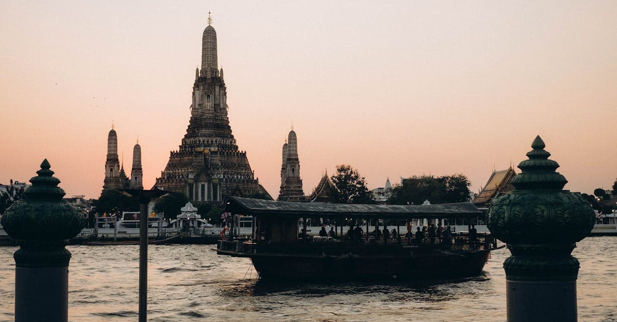 Bangkok 2026: komplett reseguide för svenska resenärer - reseguide och eSIM-råd från HelloRoam