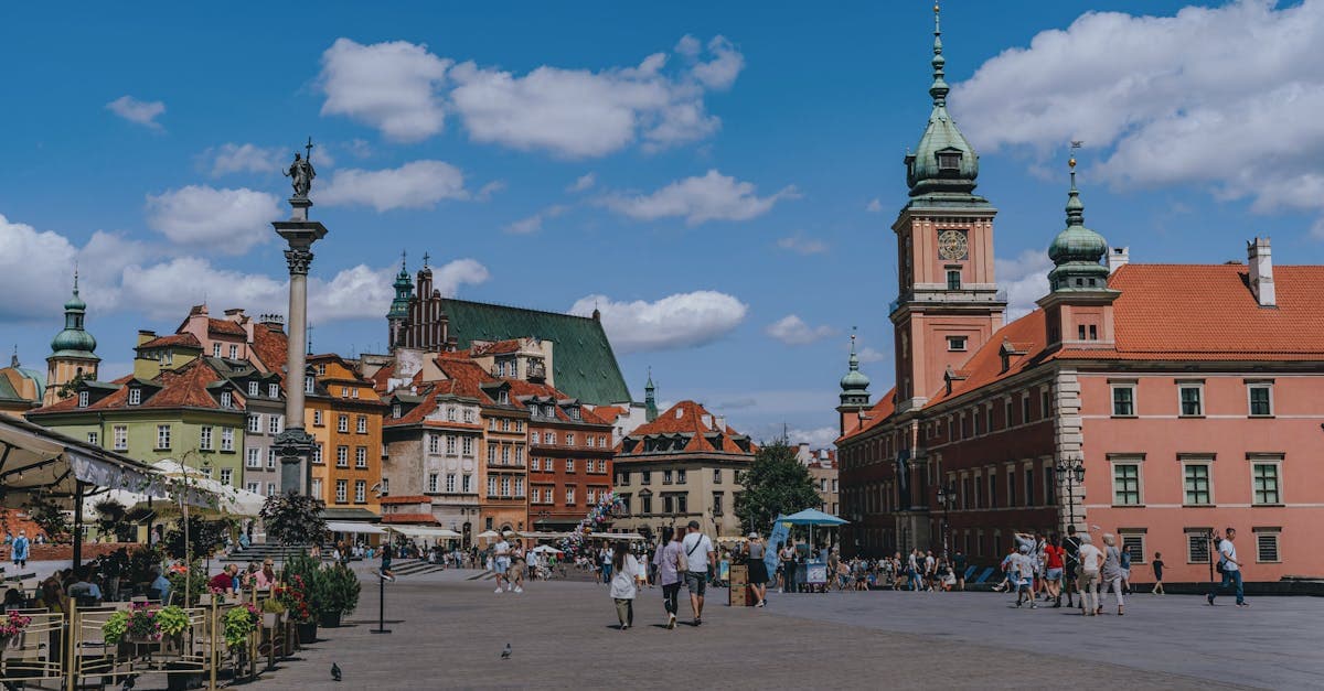 Work and Travel 2026: Kompletny Przewodnik dla Polskich Studentów - eSIM travel guide by HelloRoam