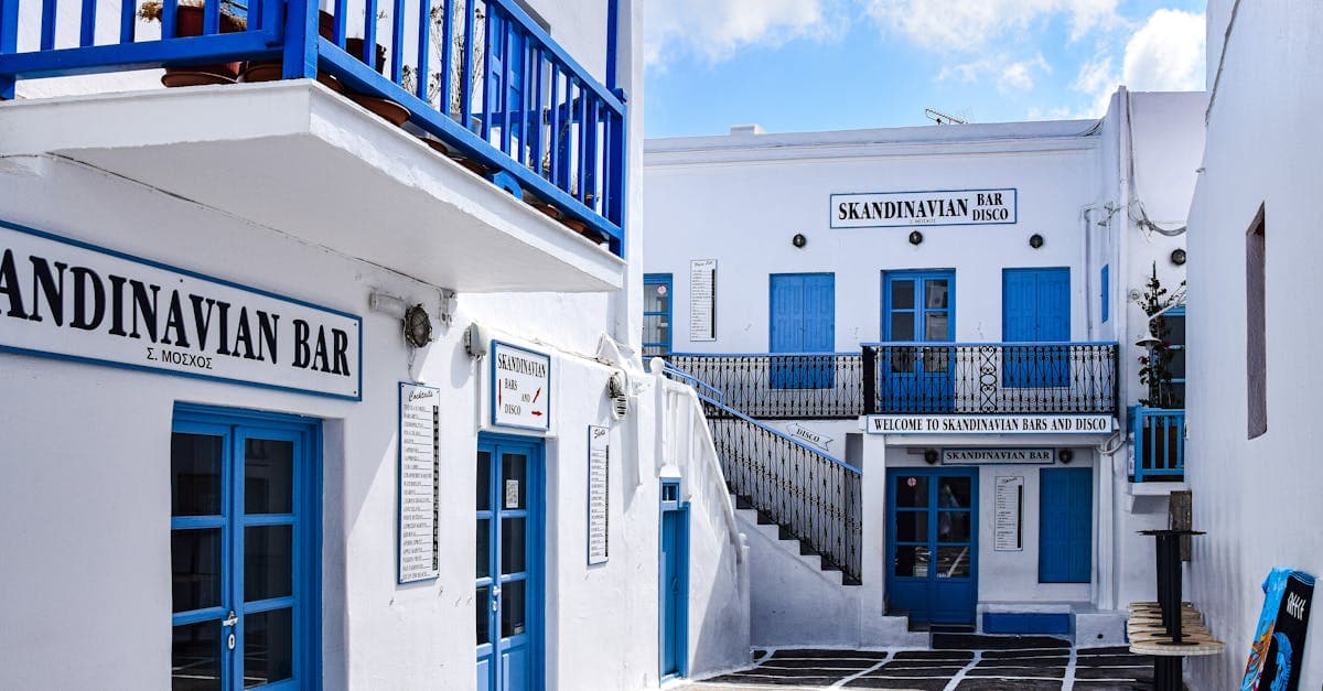 Resa till Grekland 2026: komplett guide för svenska resenärer - eSIM travel guide by HelloRoam