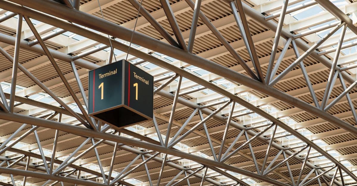 Detaljeret udsigt over den strukturelle opbygning af Terminal 1 på Hamburg Airport.