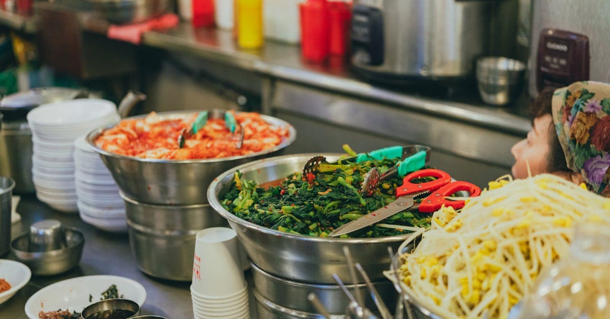 Korean Street Food: a Complete Guide for Canadian Travellers in 2026 - article thumbnail
